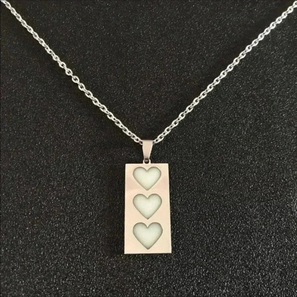 Glow in the Dark Triple Heart Steel Necklace NWT - Picture 2 of 2